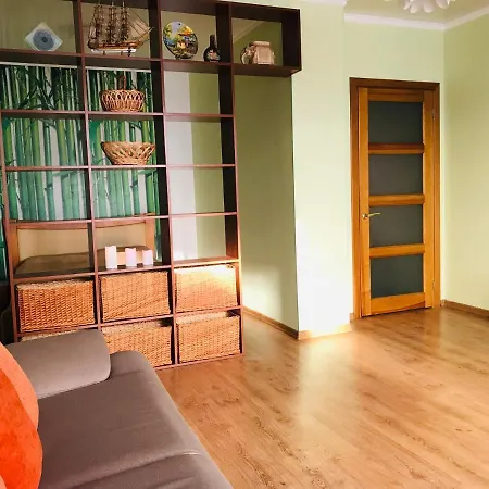 Apartment Квартира Возле Парка Победы Odesa